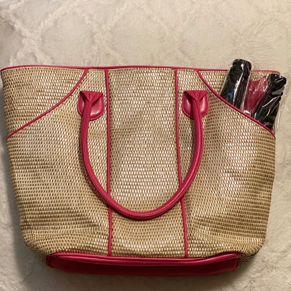 Beach Bag and Jump Rope - Picture 3 of 7